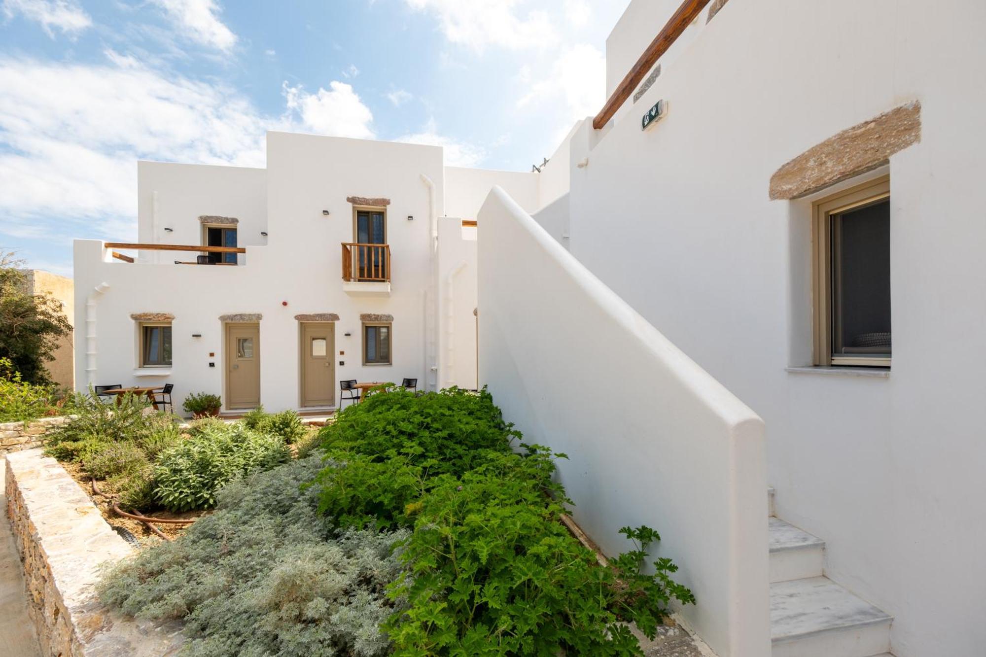 Soil Amorgos Катапола Екстериор снимка